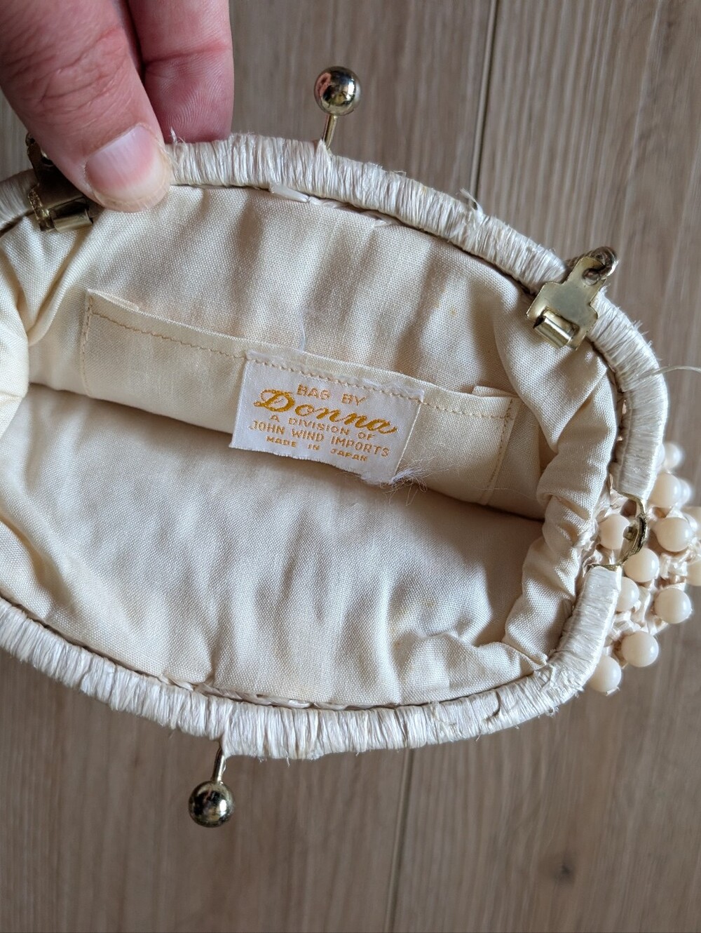 Vintage Bag By Donna Cream Beaded Handbag with Gold Chain - Picture 6 of 8